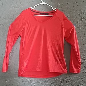 Apex Xl workout long sleeve top.